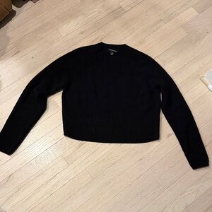 Club Monaco Black Crew Neck (crop) Sweater
